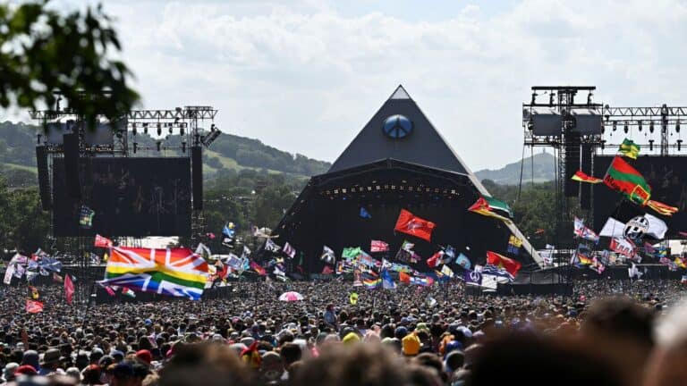 Glastonbury Organisers Add Disposable Vapes To