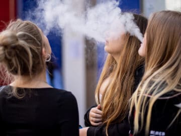 How Brit Teens Are Hooked On Dangerous Vapes – And Numbers Are Doubling