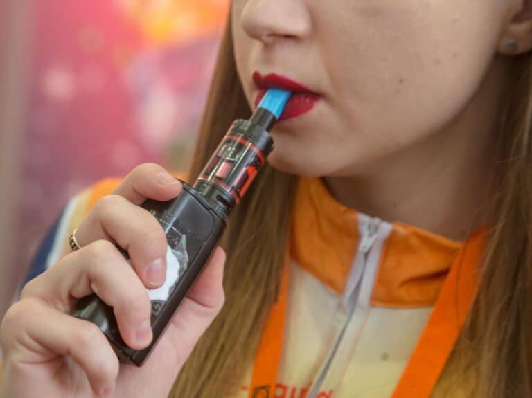 Fears Children As Young As Nine Are Being Sold Vapes In Walsall