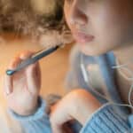 Vaping Hazard: Doctor Says Current Users May Suffer In Coming Decades 4 Vaping Danger: Doctor Says Current Users May Suffer In Coming Decades
