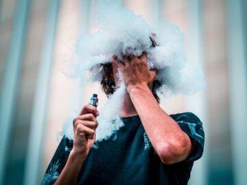 Disposable Vape: Exploring Different Nicotine Delivery Systems – Film Daily