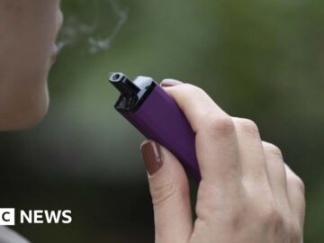 Vaping: Welsh Government Calls For Ban On Disposable Vapes