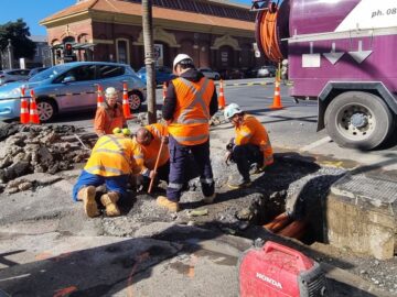Burst pipe leaves part of Wellington CBD without water