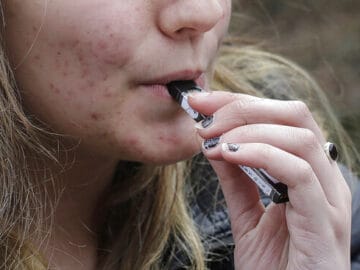 Prince William Co. Records Rise In School Vaping Incidents