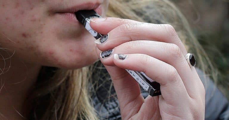 How Minnesota Schools Are Trying To Stop Students From Vaping In Bathrooms