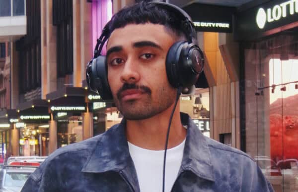 Phil Fresh Dances Through The Sydney CBD In Retro ‘comethru’ Visuals