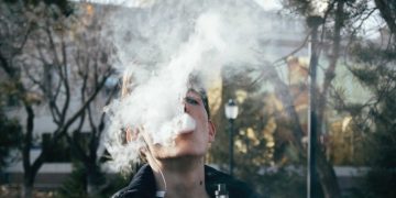 ‘Absolute Explosion’ Of Vape Stores Around Schools Stuns Health Research Team