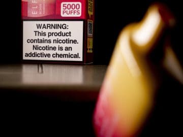 Disposable  E-Cigarette Ban Introduced In State Legislature