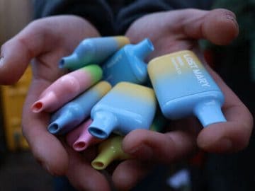 Government Bans Sale Of Vaping Products To Under 18s