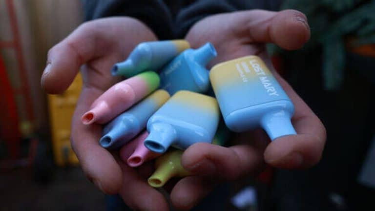 Government Bans Sale Of Vaping Products To Under 18s