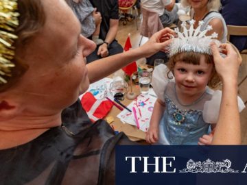 Melbournes fair dinkum Danish royalists gather to celebrate new king and queen