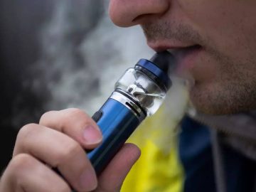 Study Finds Nicotine-Free Vapes Too Pose Lung Health Risks