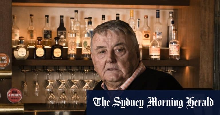 Pub baron, disgraced NRL chief front Roger Rogersons memorial