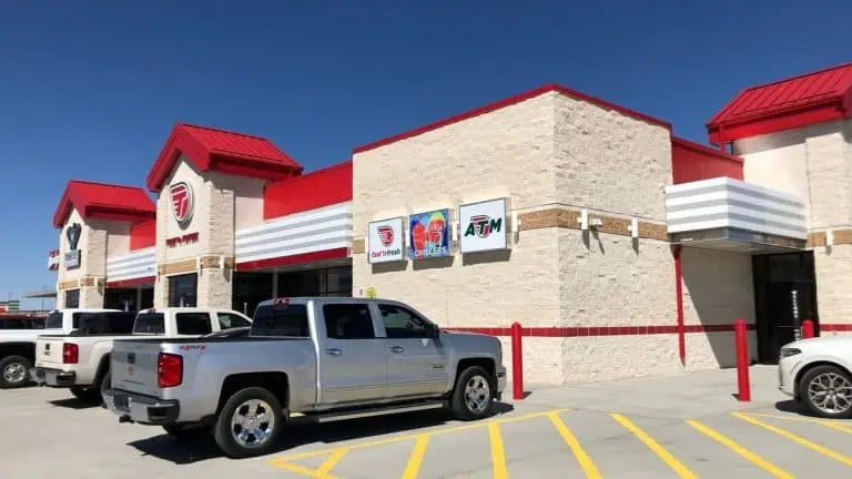 A Tale Of Two Retail Rivals: Vape Stores Vs. Toot