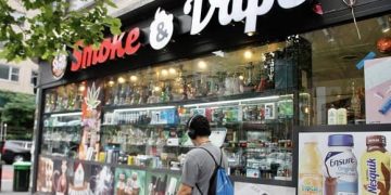 Experts Call For Stricter Enforcement Against Booming Illegal Vape Trade