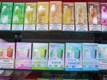 Iowa City Takes Next Steps To Limit Tobacco And Vape Shops