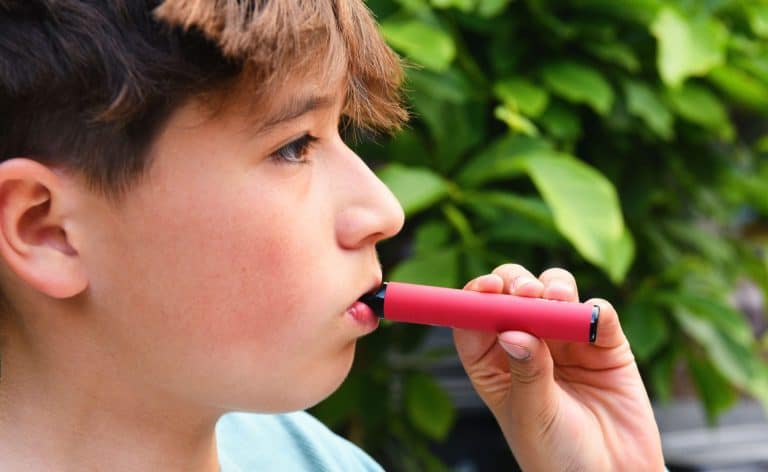 Explosion In Vaping As Government ‘hasnt Done Enough To Protect Young People’