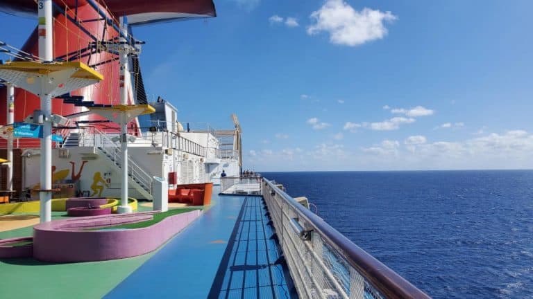 Carnival Cruise Line Addresses Vaping Onboard Ships