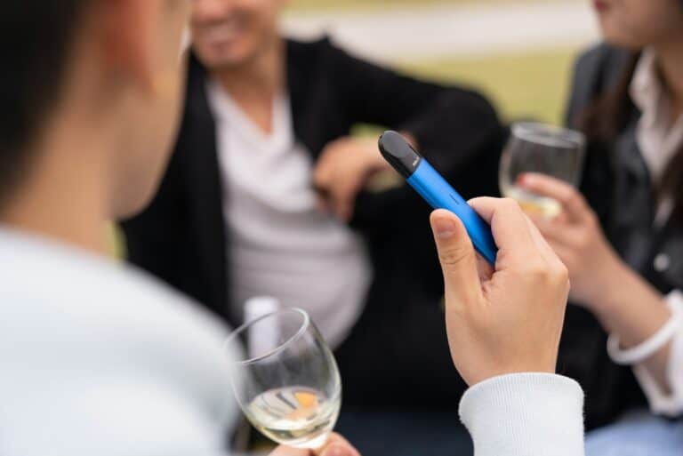 Standardizing Disposable Vape Devices May Curb Young People