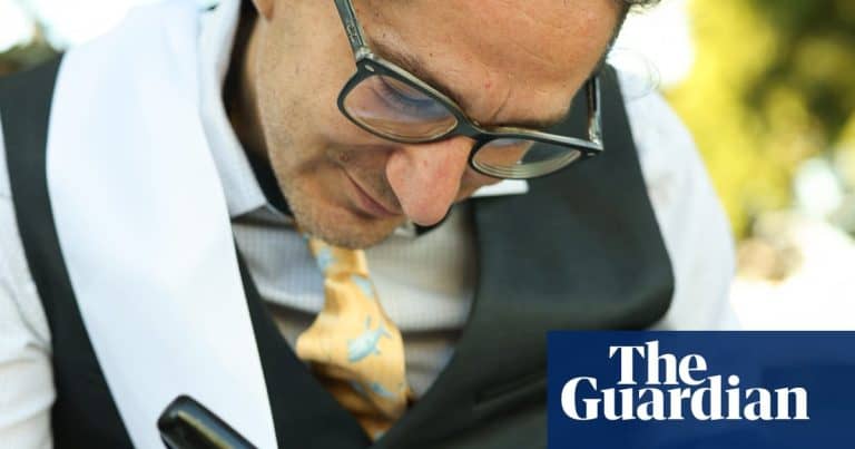 Colleagues Rally Round California Professor Arrested During Ice Raid On Cannabis Farm
