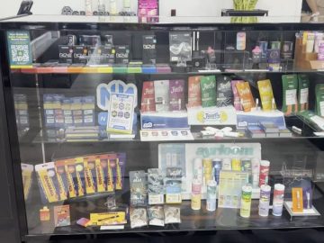 State Leaders Open To Helping Struggling Cannabis Shops